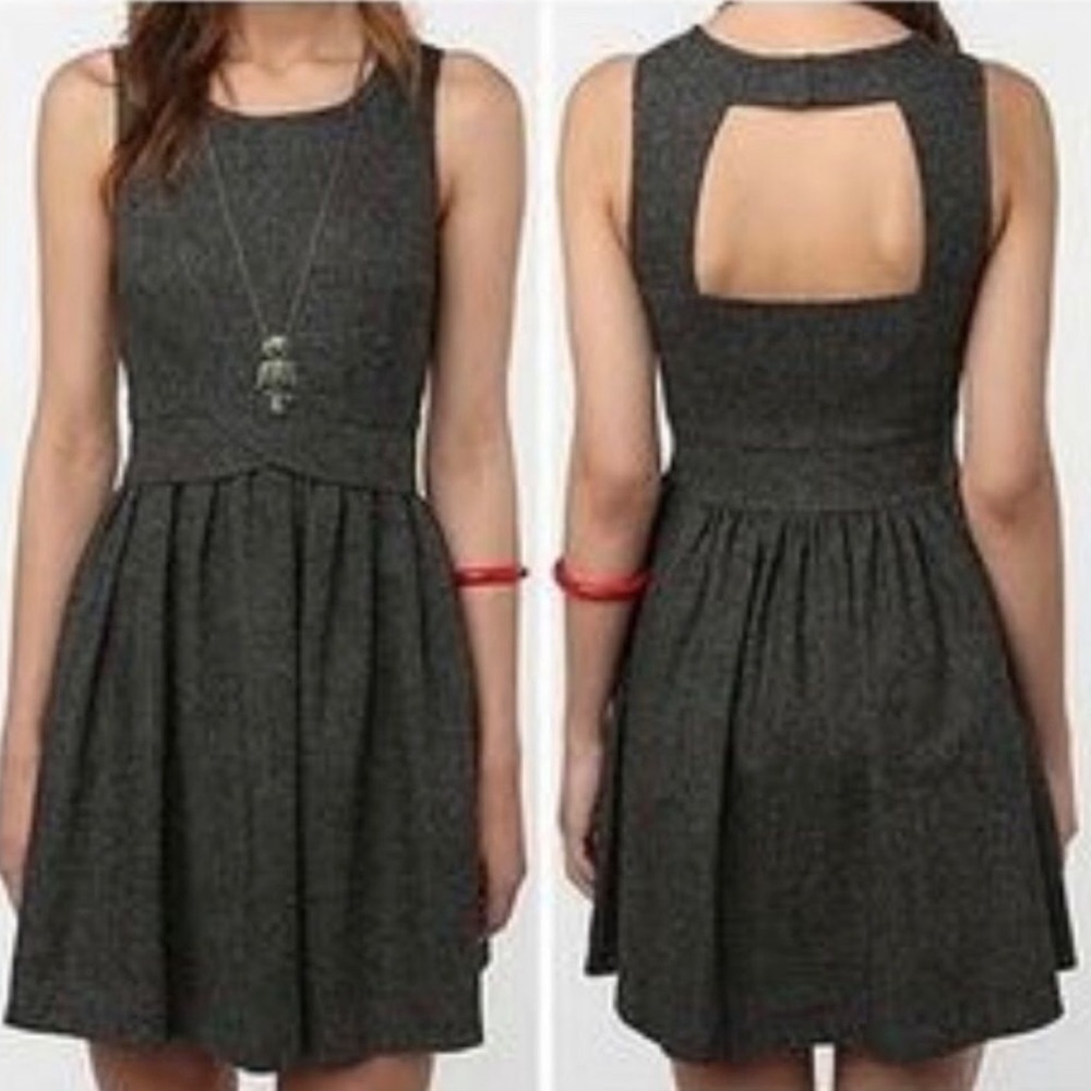 Cooperative dress
